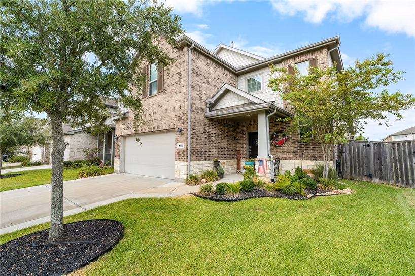 Photo 7 of 8910 Beacon Mill Drive, Cypress, TX