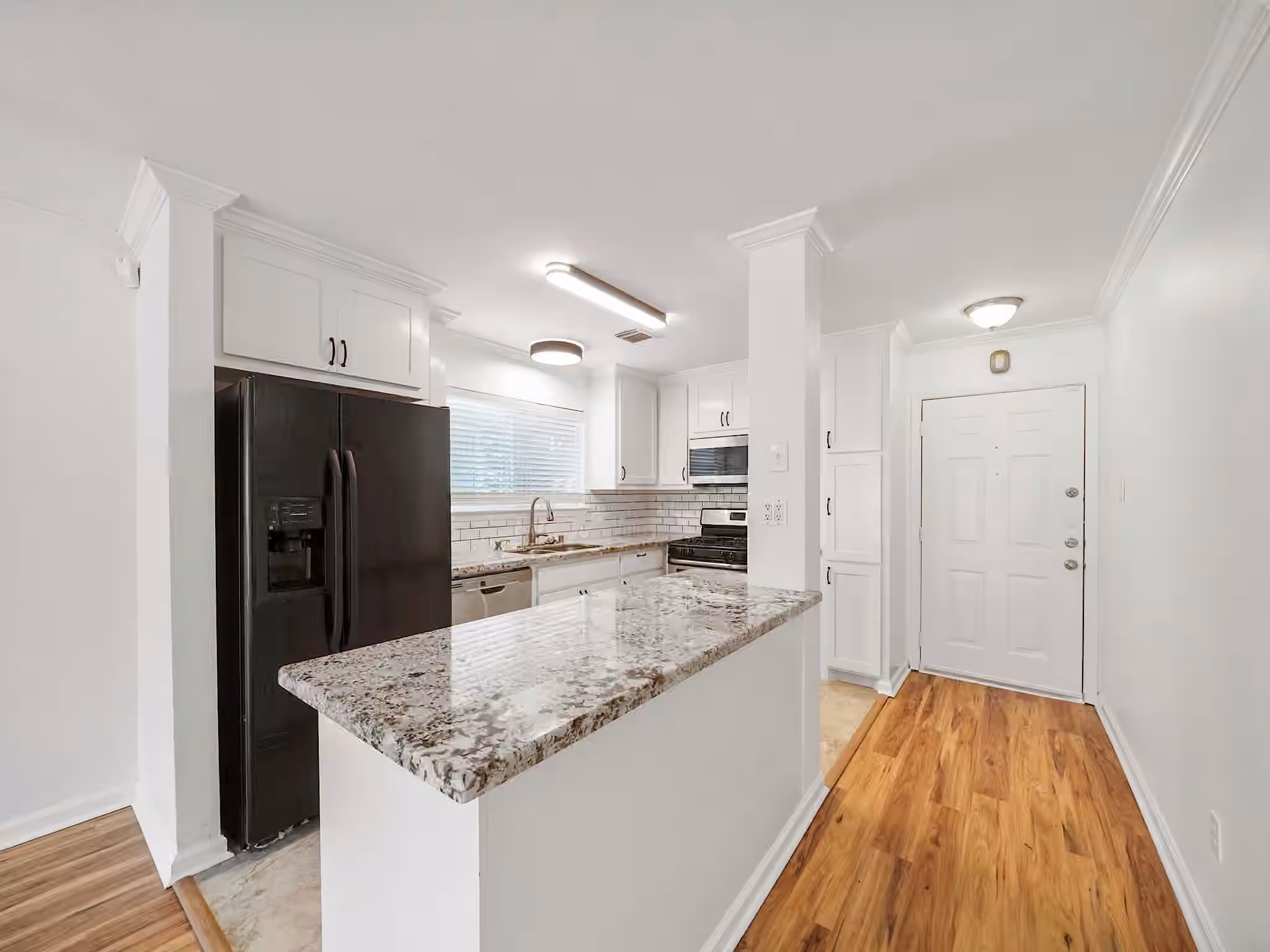 Photo 4 of 6139 Lone Prairie Way, Katy, TX