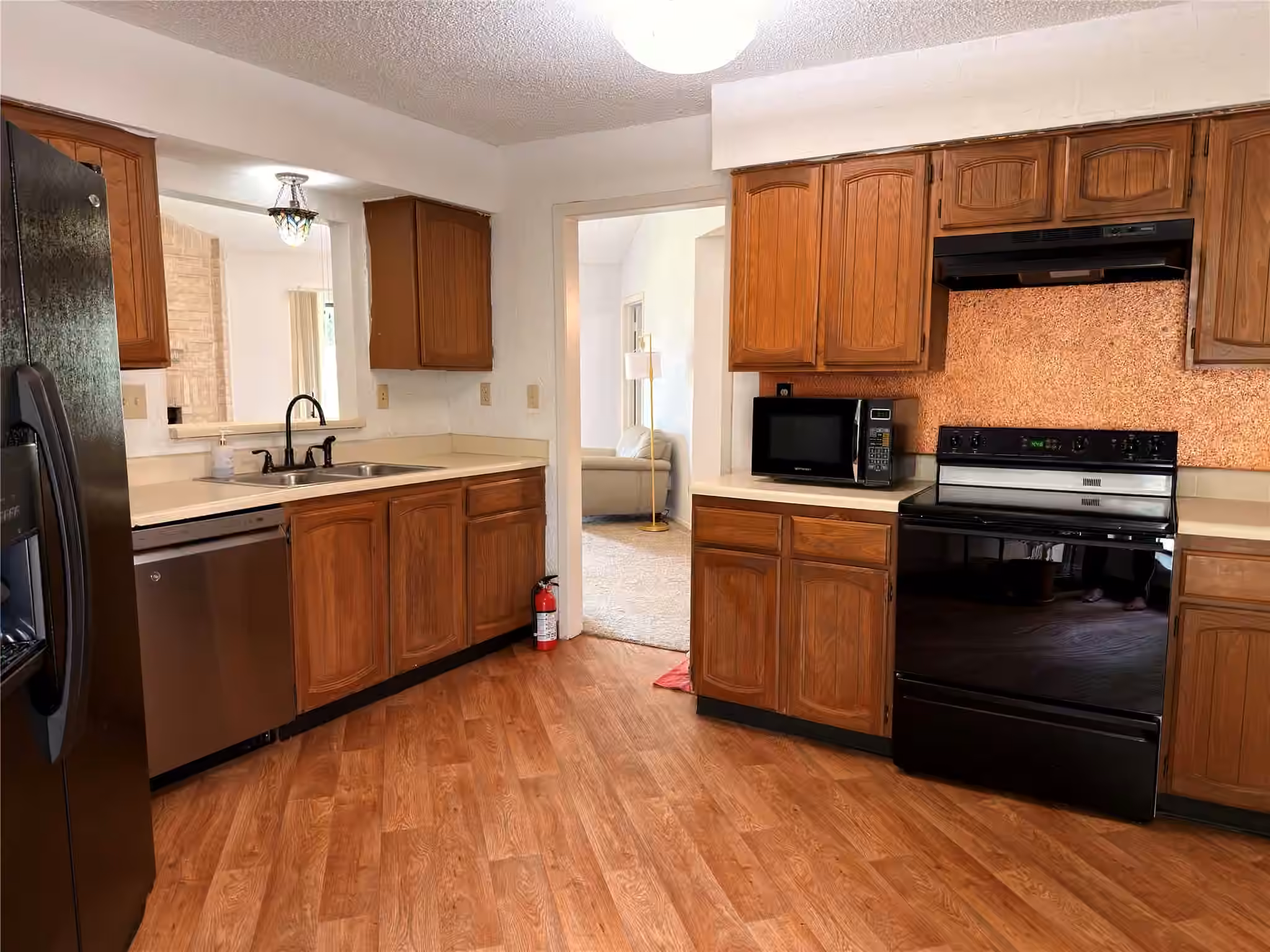 Photo 6 of 12014 Woolford Drive, Houston, TX
