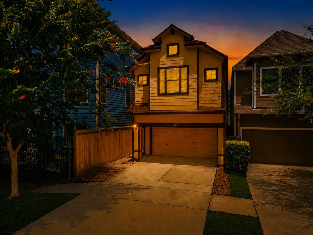 Photo of 545 W 25th Street, Houston, TX