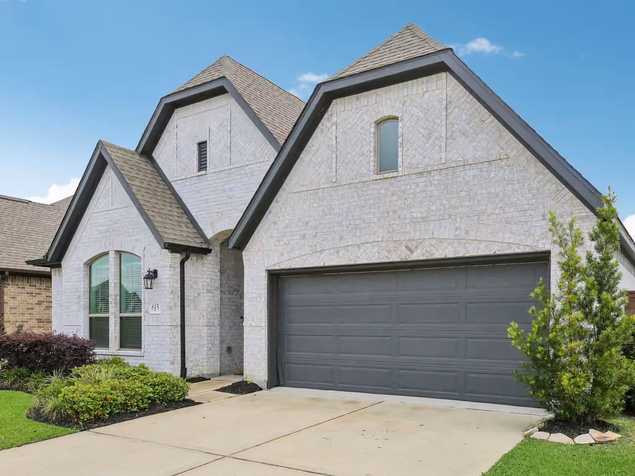 Photo 2 of 615 Livermore Street, Webster, TX