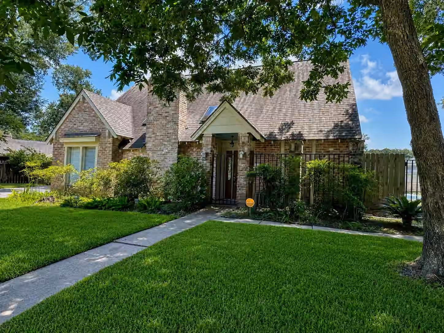 Photo 4 of 14811 Mystic Bend Dr, Cypress, TX