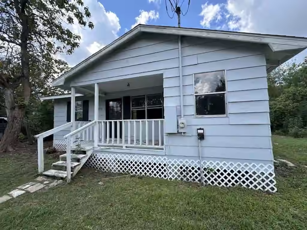 Photo of 3918 N Sycamore Street, Bedias, TX