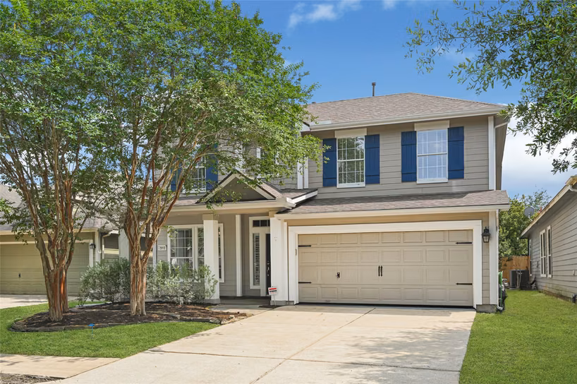 Photo 2 of 2910 Crescent Oaks Park Lane, Spring, TX