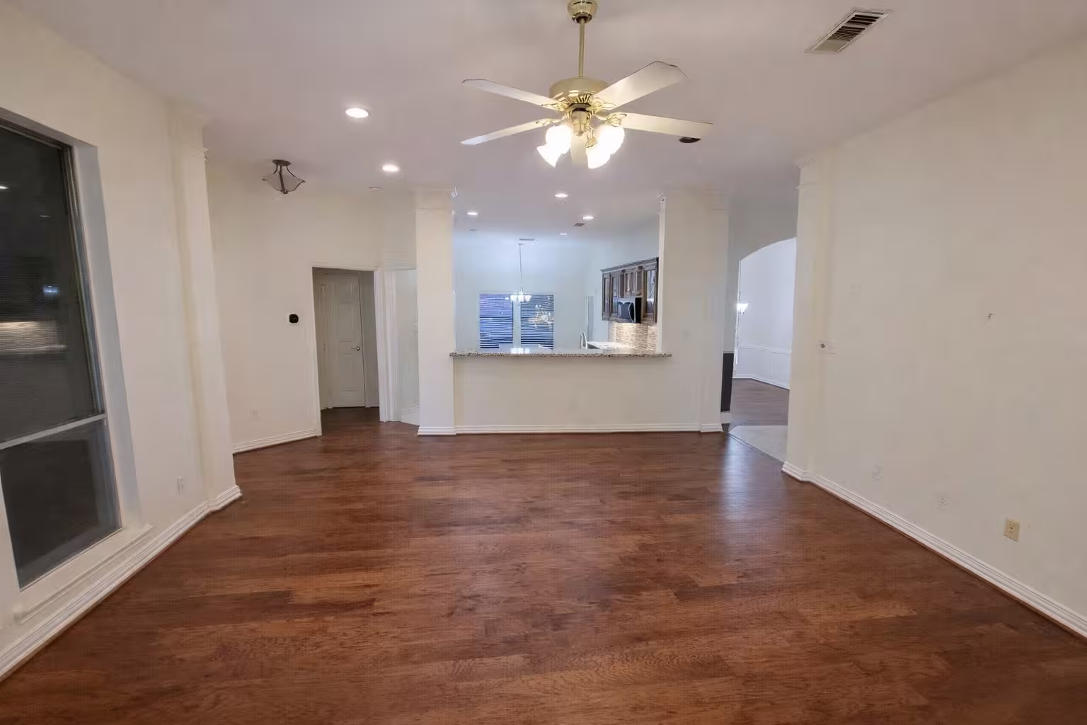 Photo 7 of 21407 Willow Glade Drive, Katy, TX