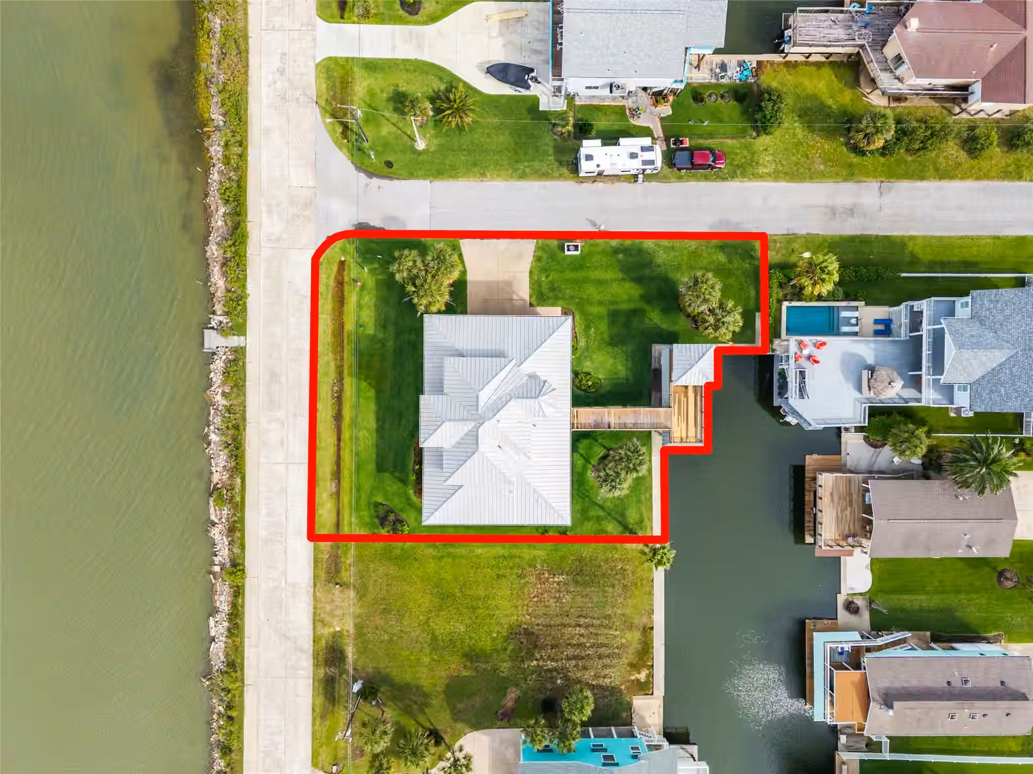 Photo 6 of 4301 Jolly Roger Road, Jamaica Beach, TX