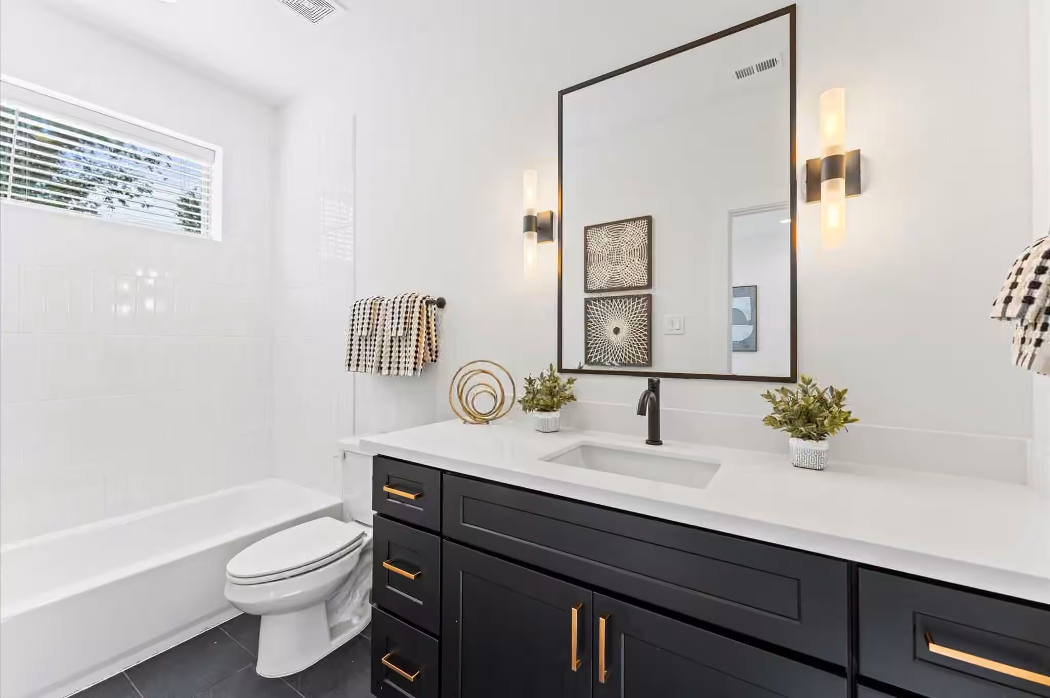 Photo 2 of 2607 Drew Street, Houston, TX
