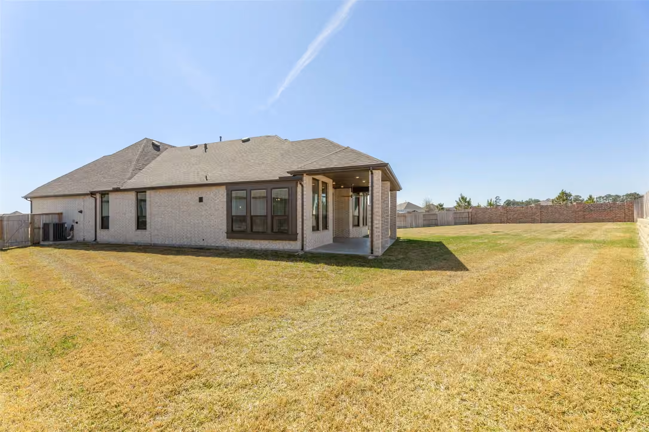 Photo 4 of 21350 Oakley Claremont Court, Magnolia, TX