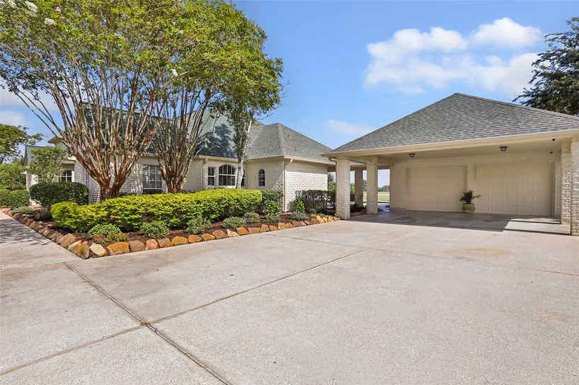 Photo 5 of 1030 Lillian Lane, Crosby, TX