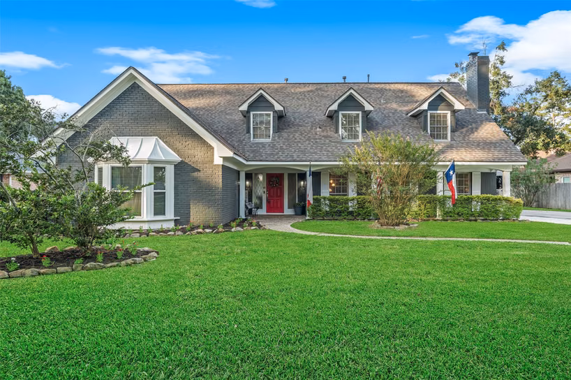 Photo of 675 Stonewall Jackson Drive, Conroe, TX 77302