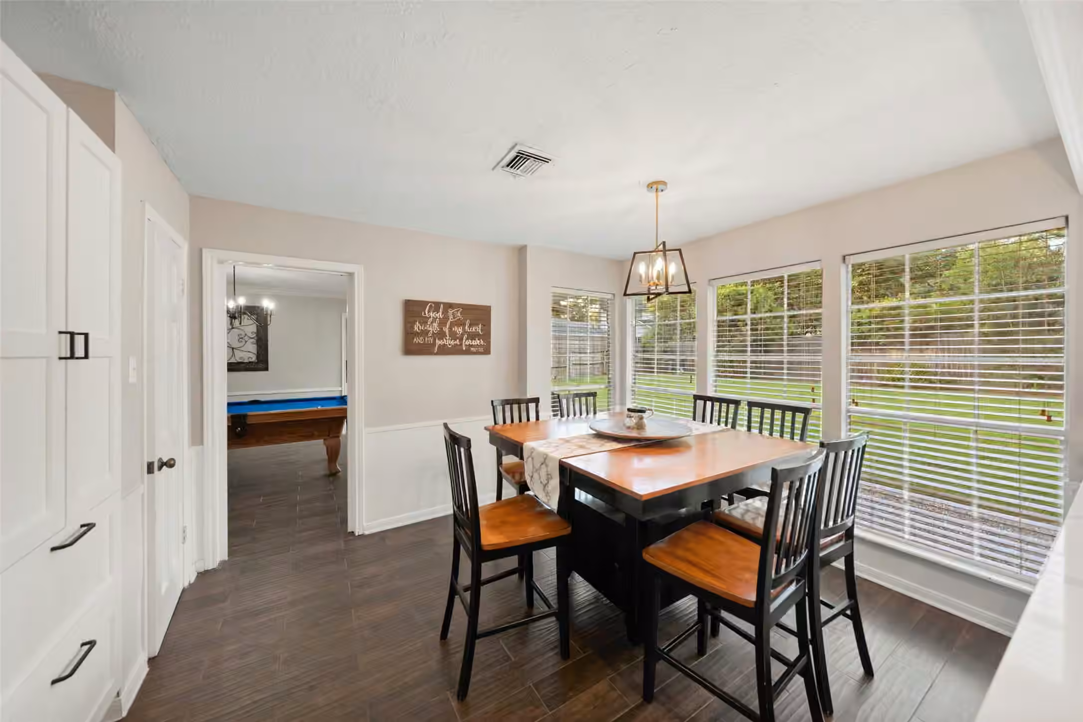 Photo 7 of 675 Stonewall Jackson Drive, Conroe, TX