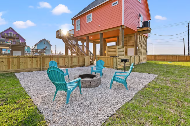 Photo 2 of 106 Pelican Place, Surfside Beach, TX