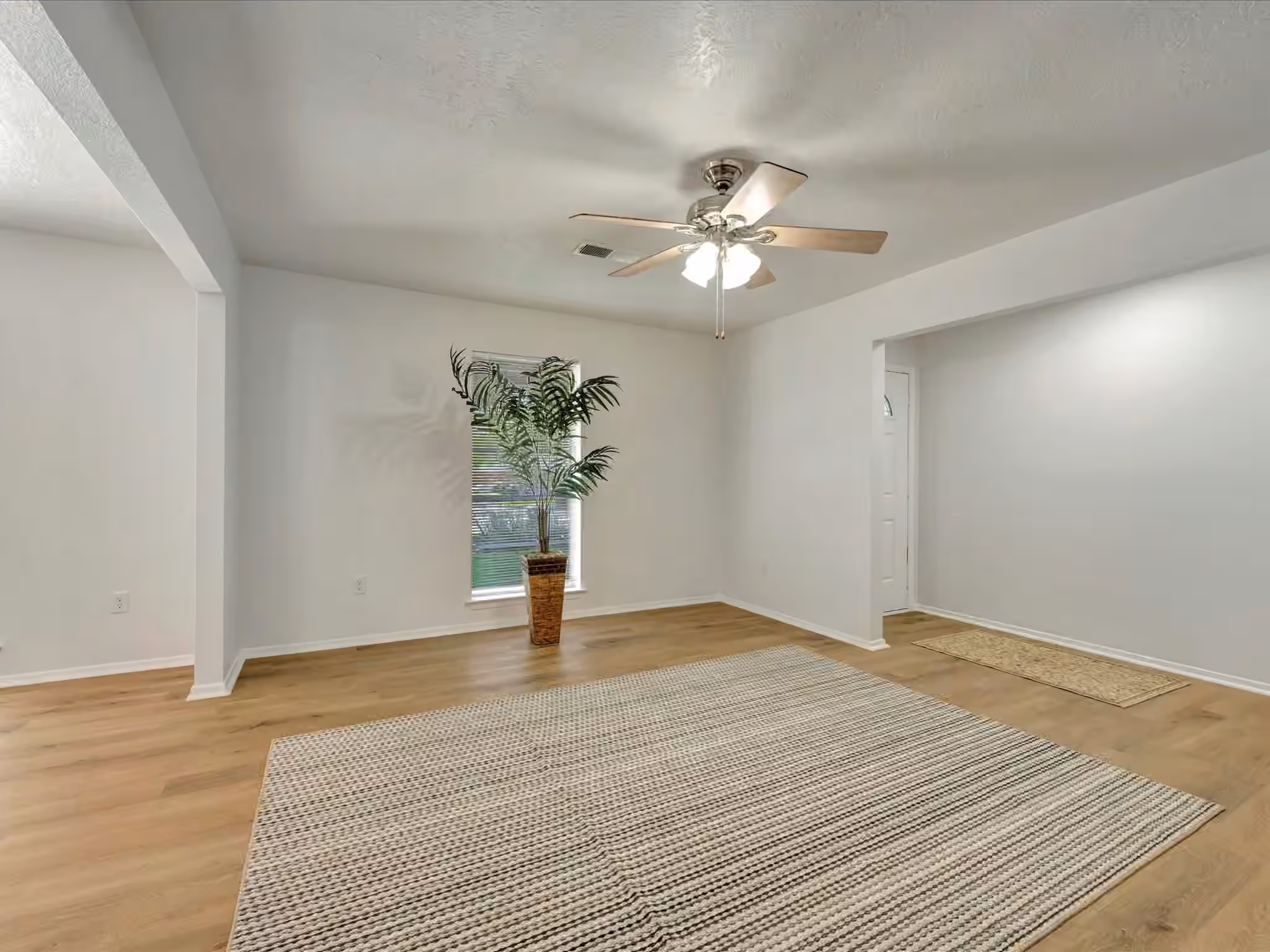 Photo 6 of 1003 Richvale Lane, Houston, TX