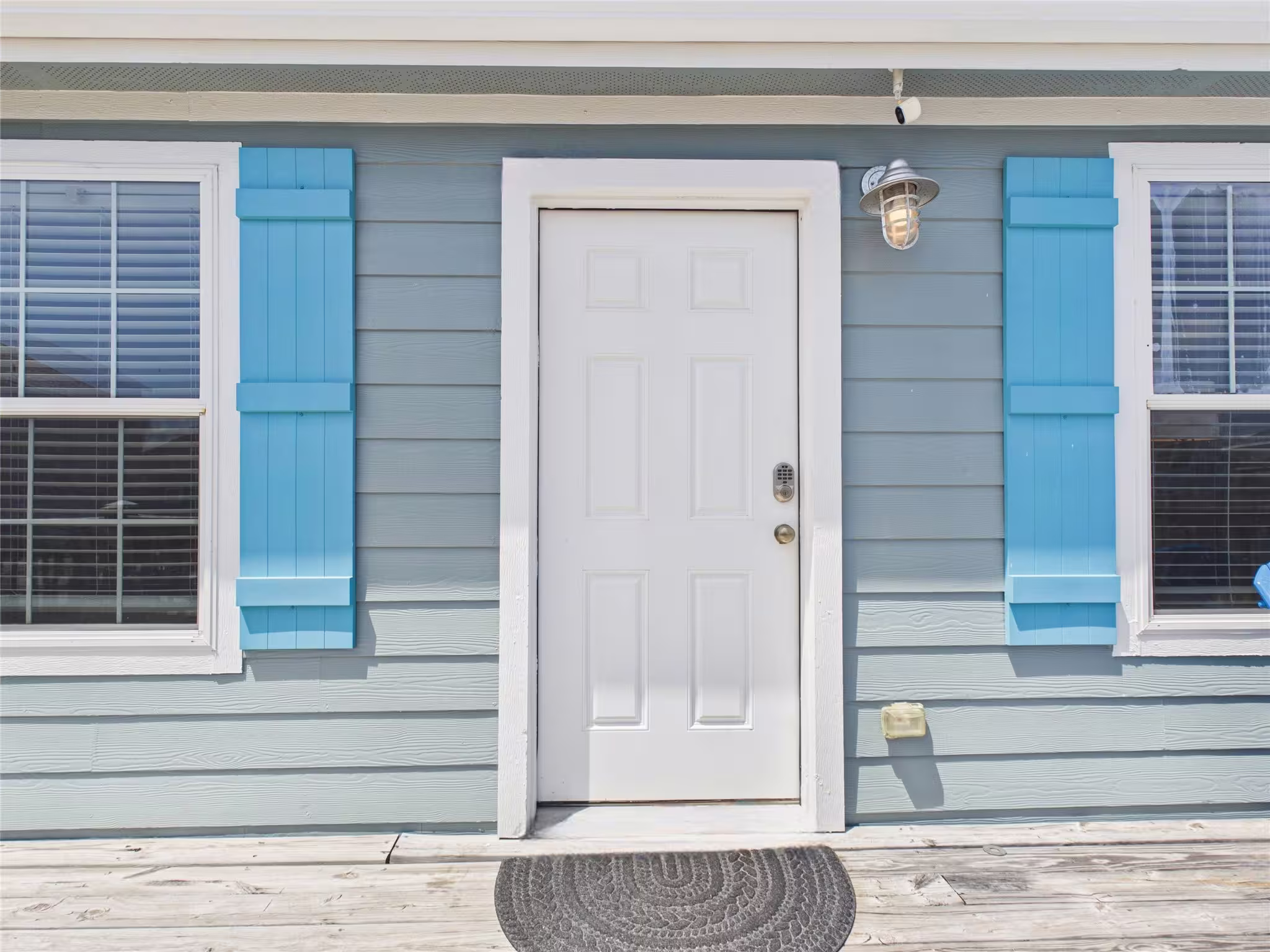 Photo 4 of 905 Meynig Drive, Crystal Beach, TX