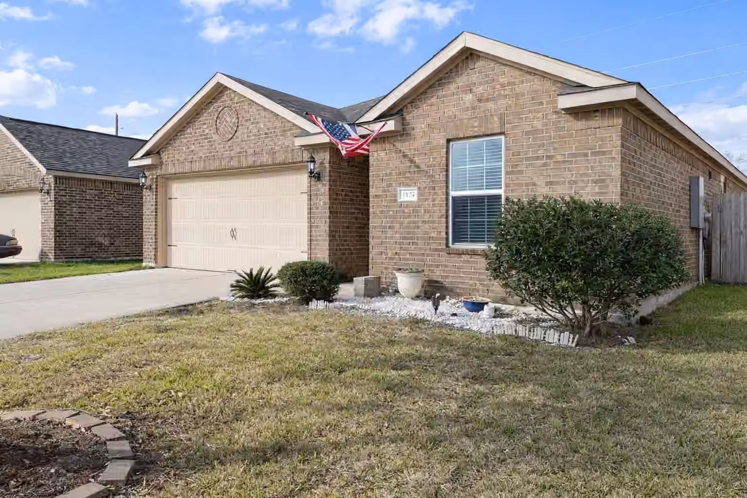 Photo of 1527 Loose Stone Drive, Rosharon, TX