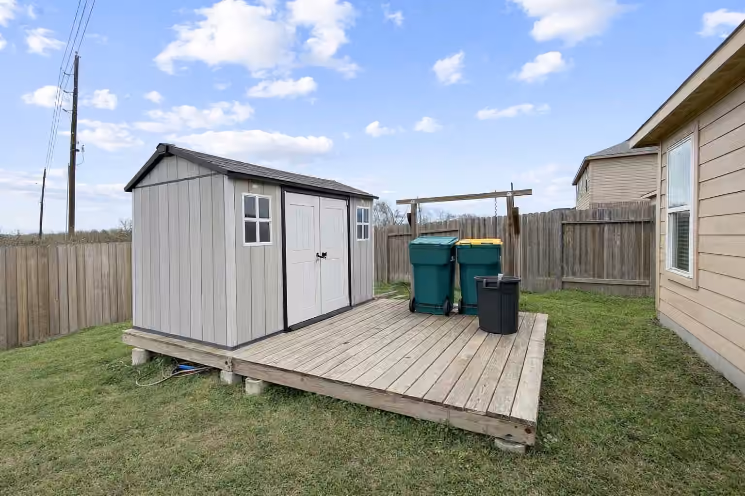 Photo 7 of 1527 Loose Stone Drive, Rosharon, TX