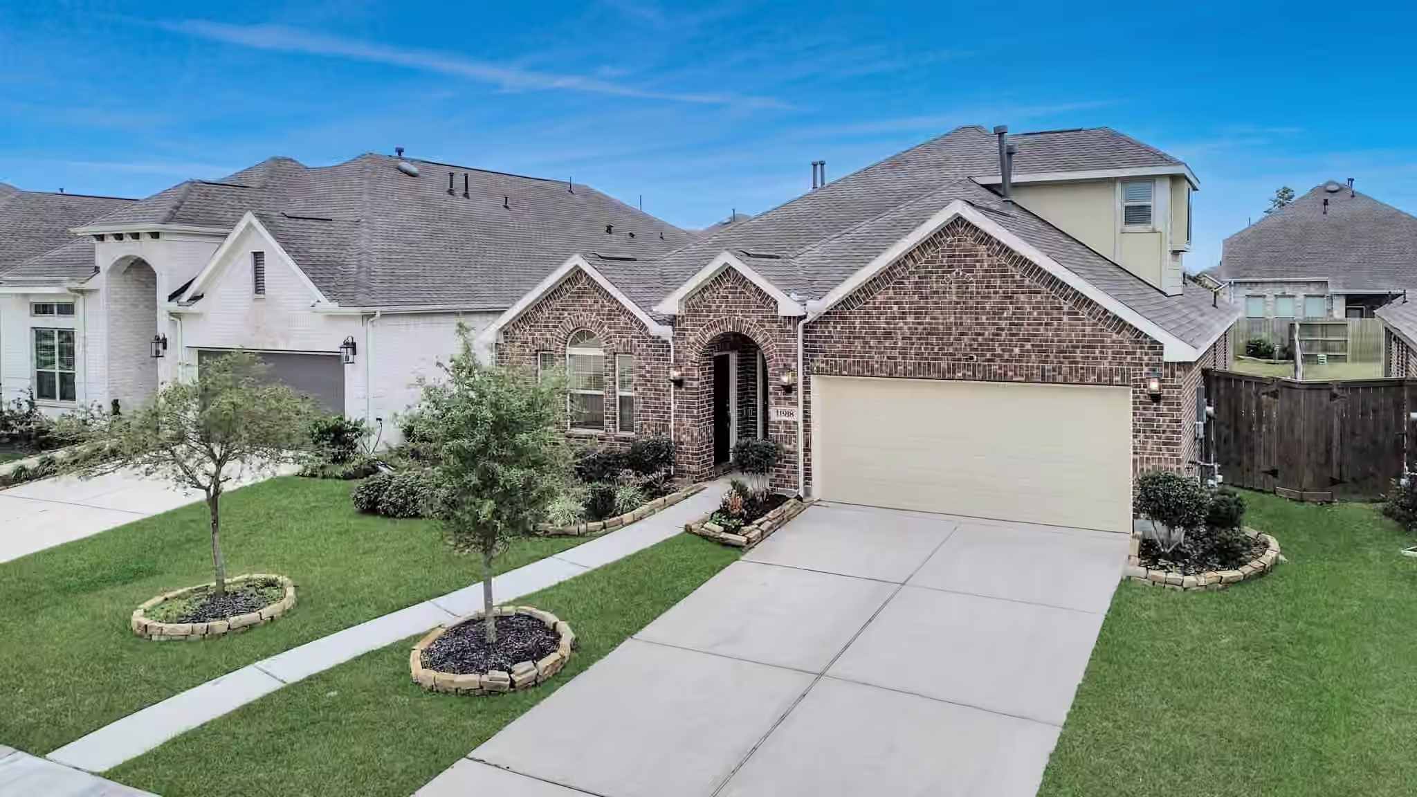 Photo 4 of 11918 Red Admiral Road, Humble, TX