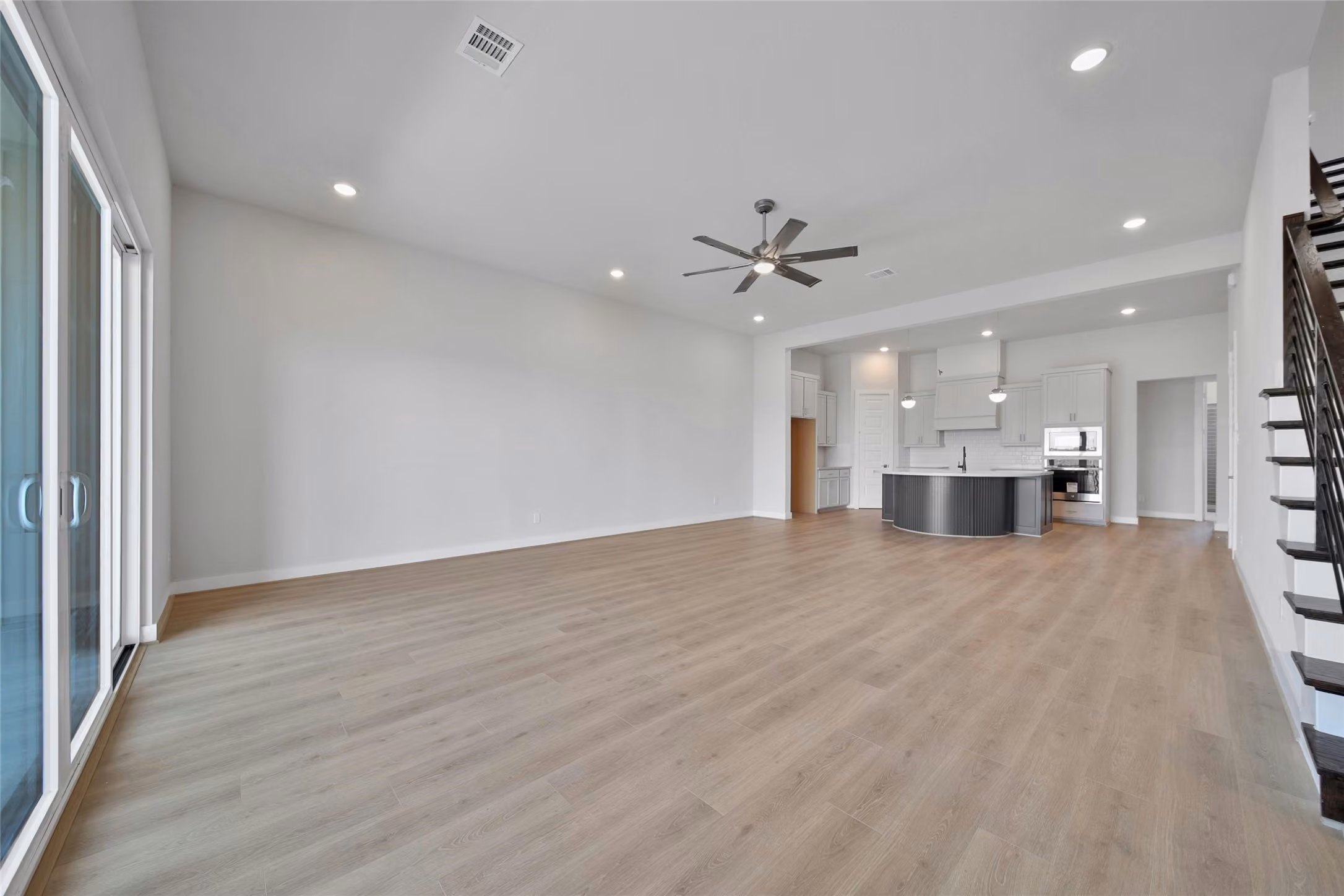 Photo 3 of 4408 Tucker Lane, Seabrook, TX