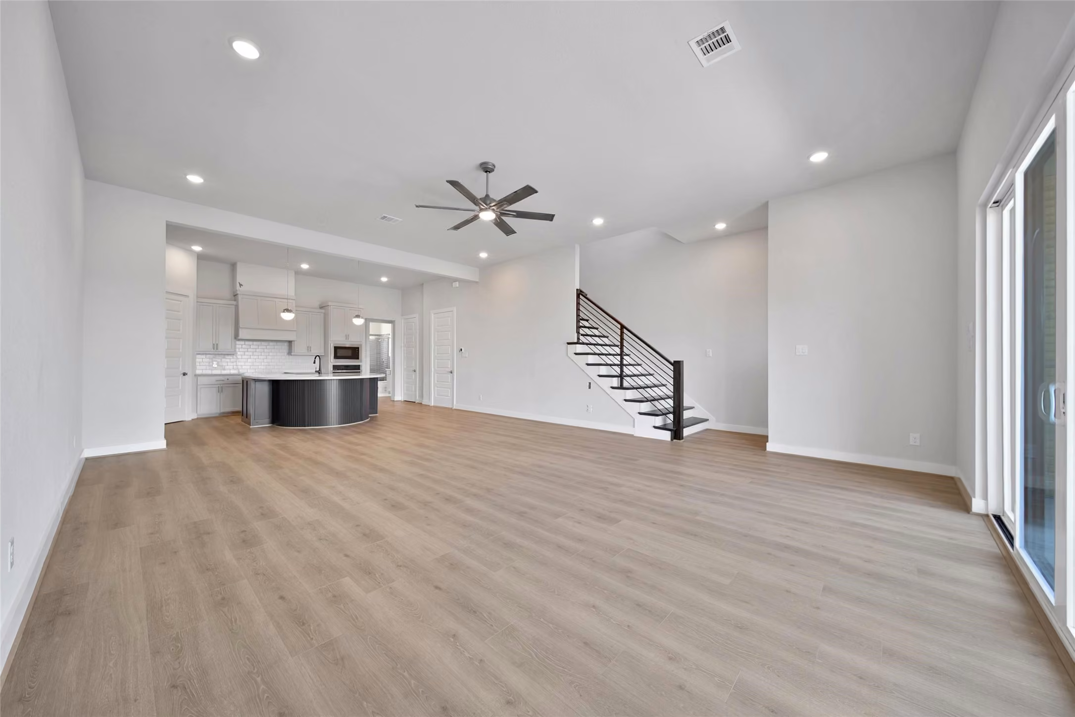 Photo 4 of 4408 Tucker Lane, Seabrook, TX