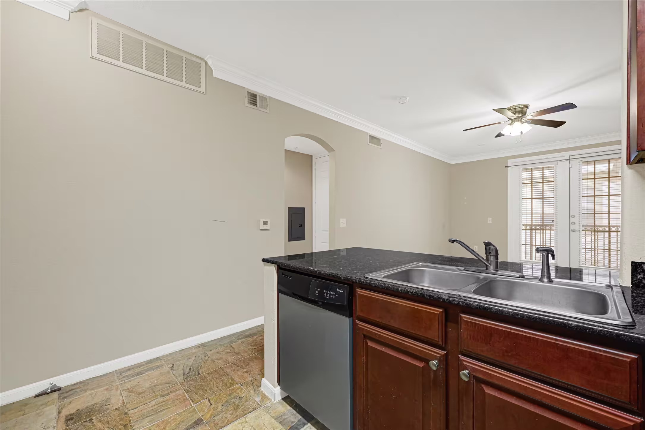 Photo 6 of 7575 Kirby Drive 3308, Houston, TX