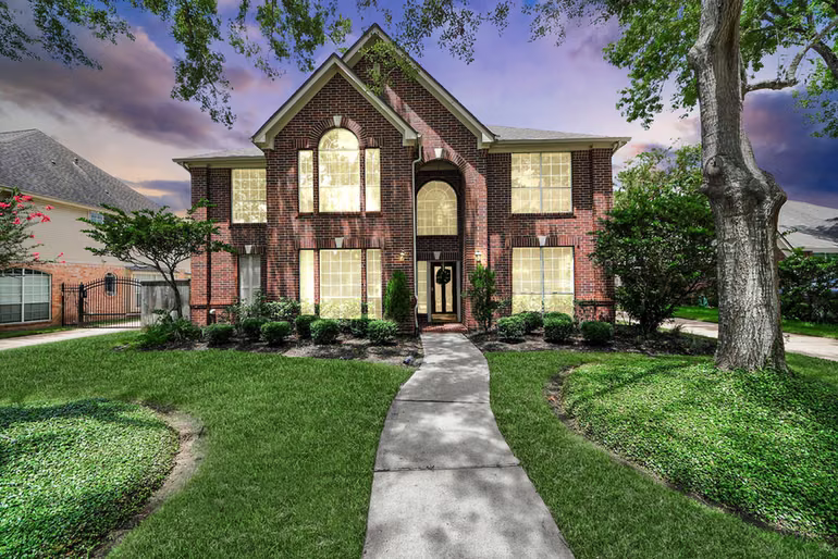 Photo of 7015 Morningside Drive, Sugar Land, TX 77479