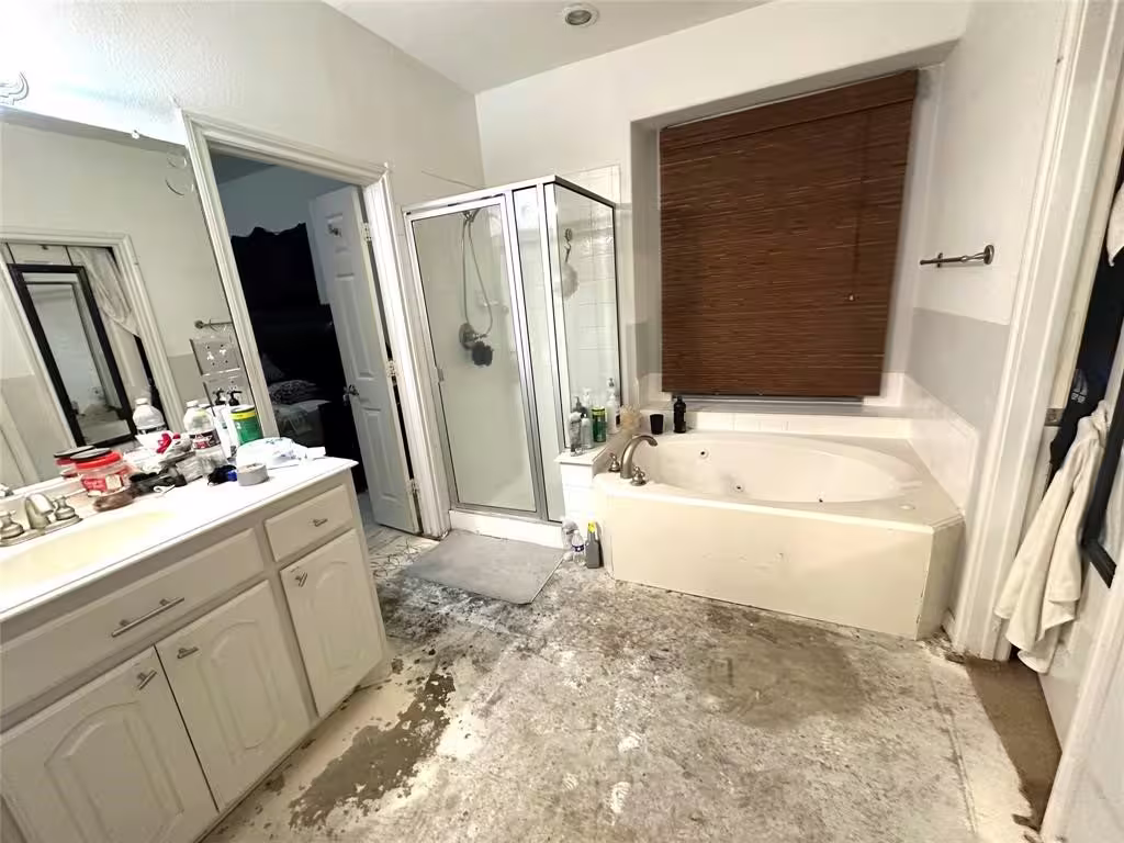 Photo 7 of 9918 Brilliant Lake Drive, Humble, TX