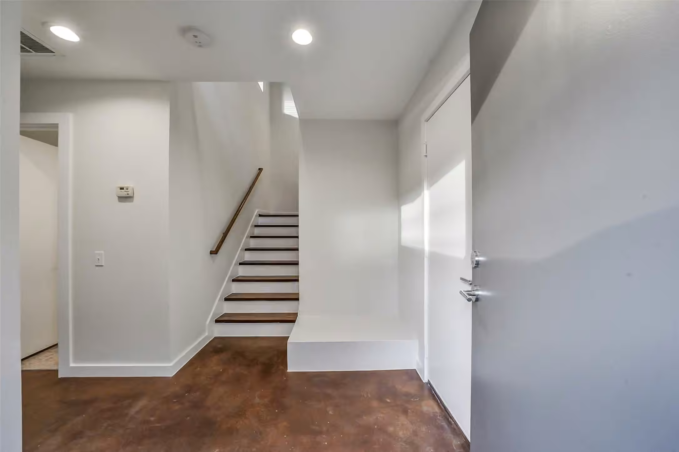 Photo 4 of 355 Sydnor Street, Houston, TX
