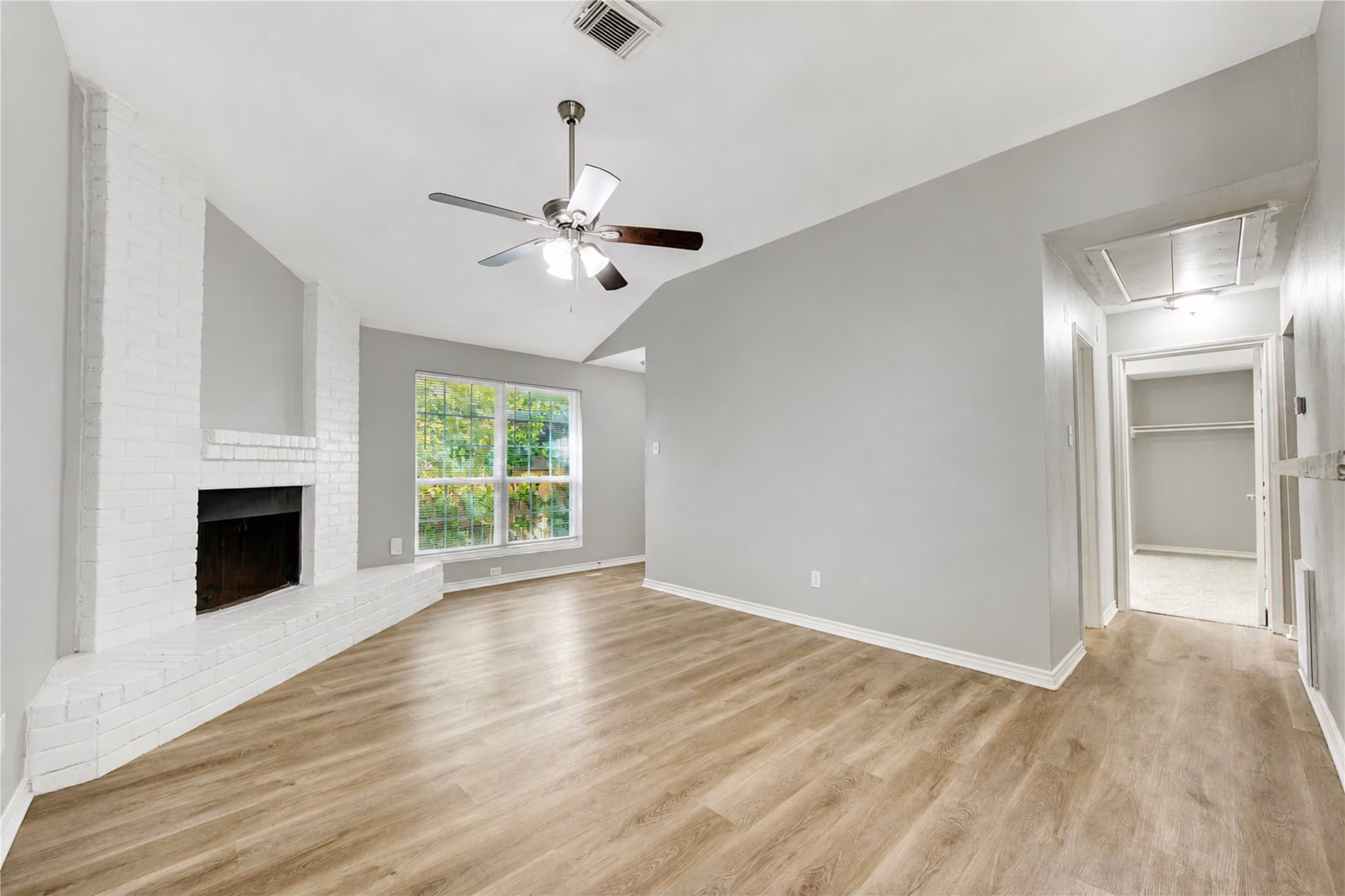 Photo 6 of 15814 Murrelet Court, Humble, TX
