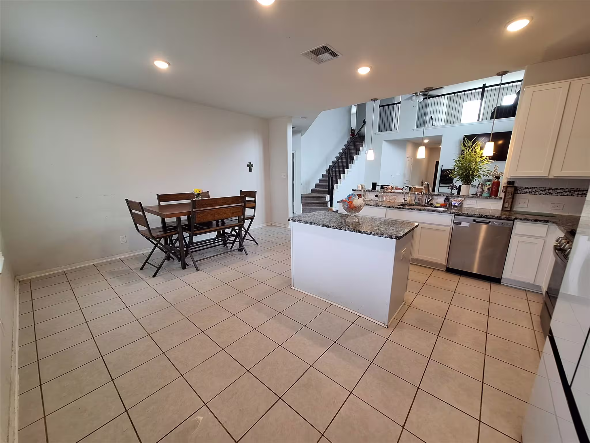 Photo 5 of 422 Barren Oak Lane, Crosby, TX