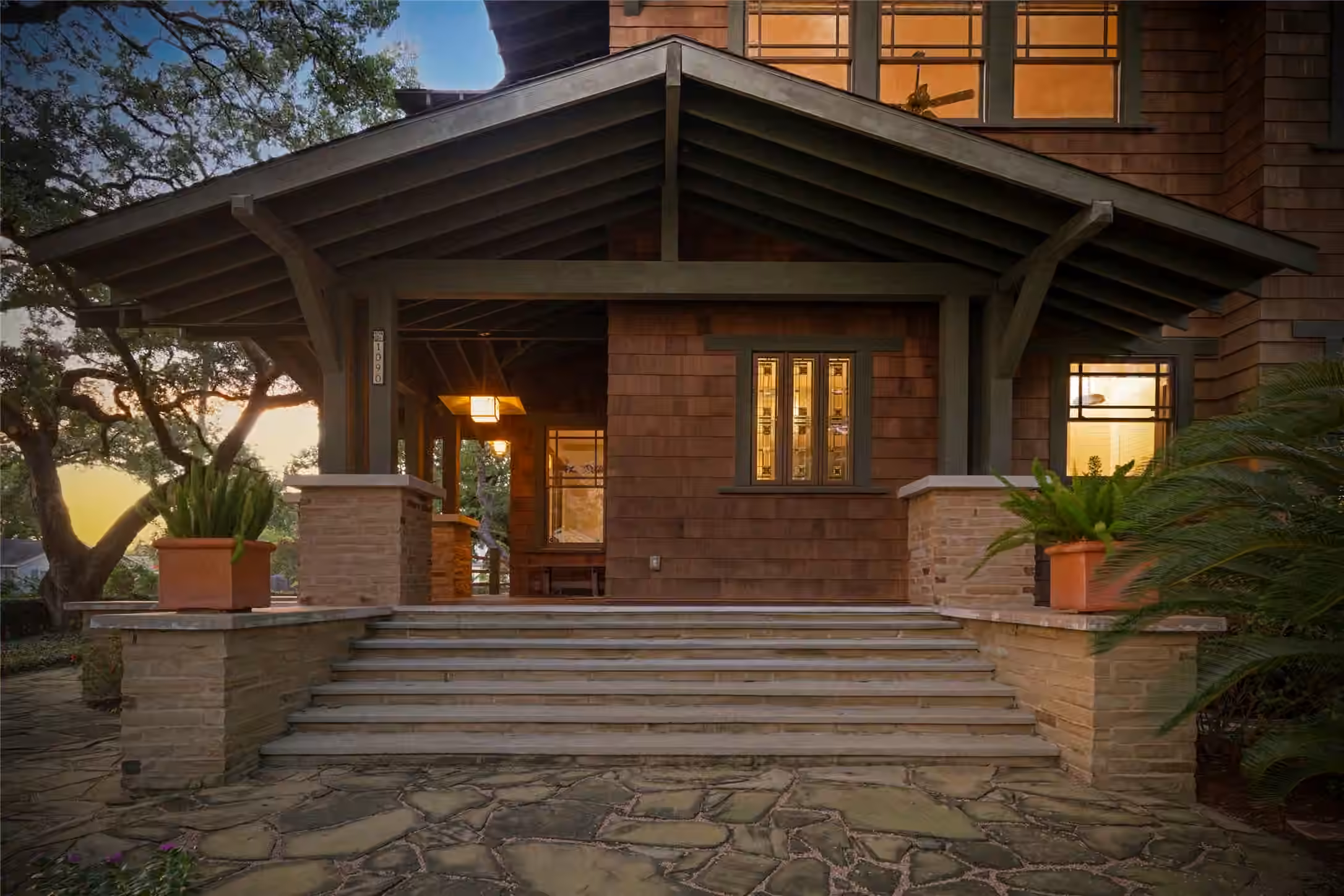 Photo 5 of 1090 Lamonte Lane, Houston, TX