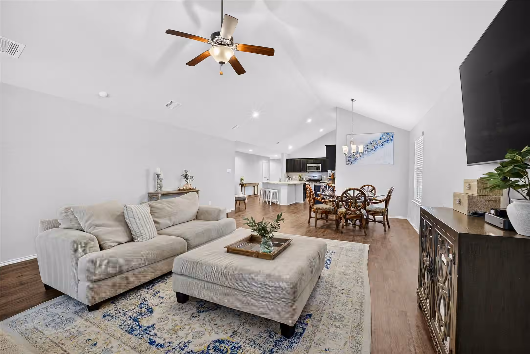 Photo 6 of 5411 Briarstone Ridge Lane, Spring, TX
