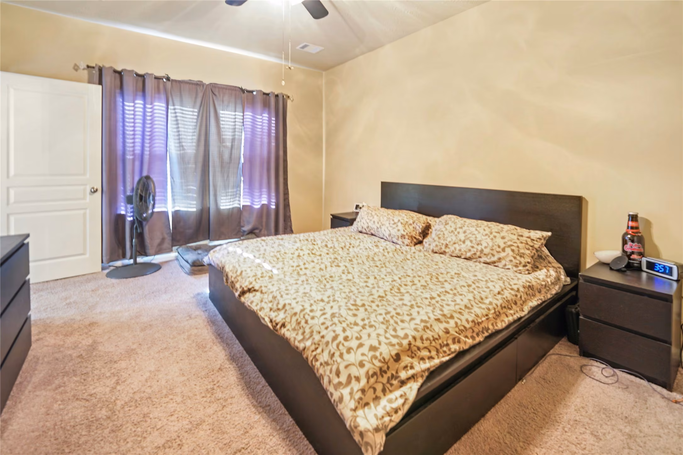 Photo 7 of 6939 Hazelnut Lane, Baytown, TX