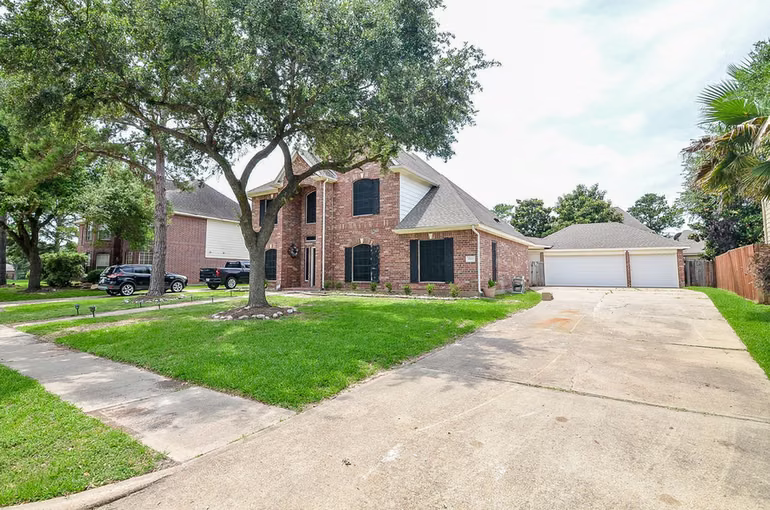 Photo 2 of 9211 Abbey Chase Lane, Houston, TX