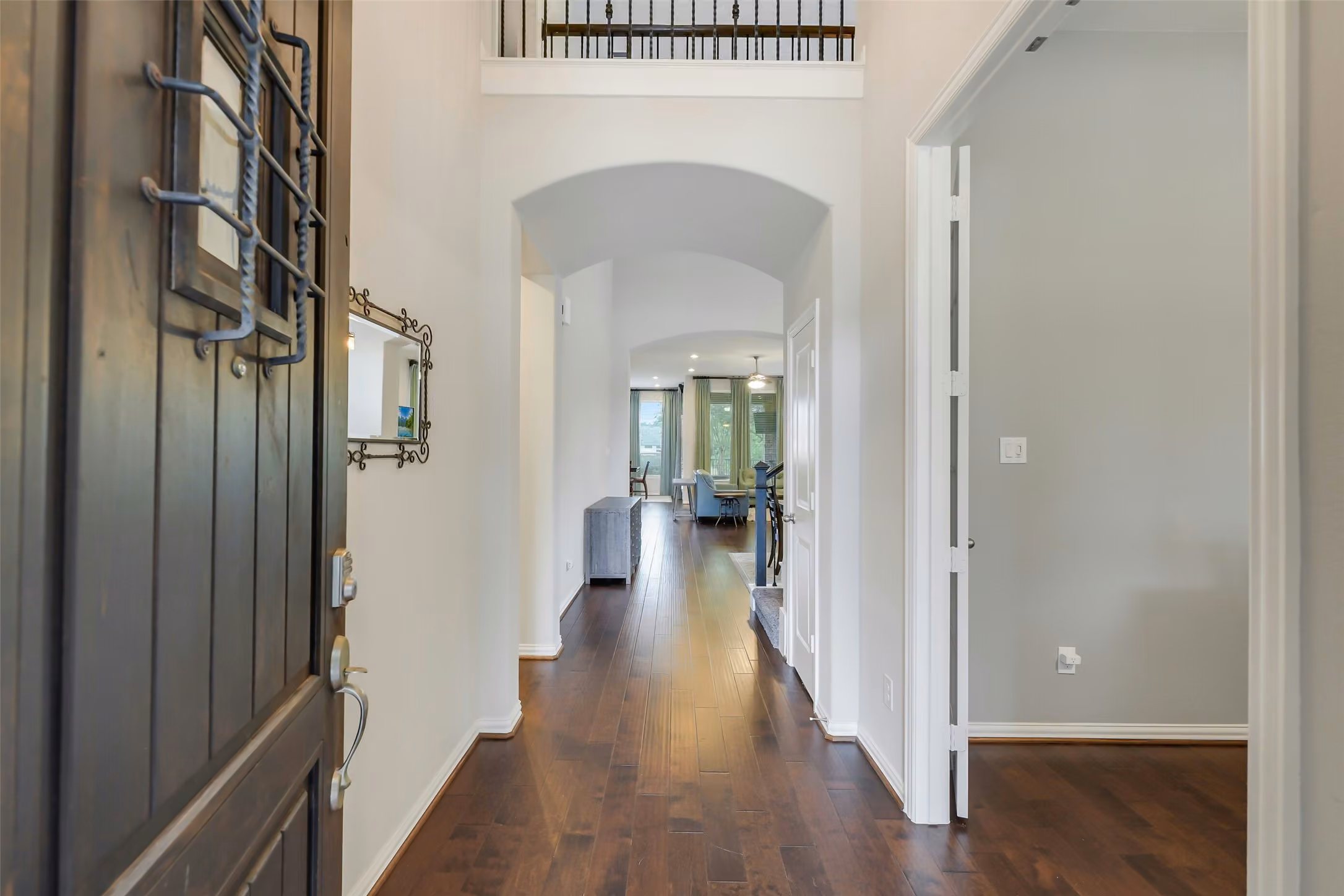 Photo 3 of 16626 Whiteoak Canyon Drive, Humble, TX