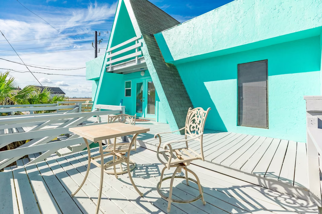 Photo 7 of 131 Point Lafitte Court, Surfside Beach, TX