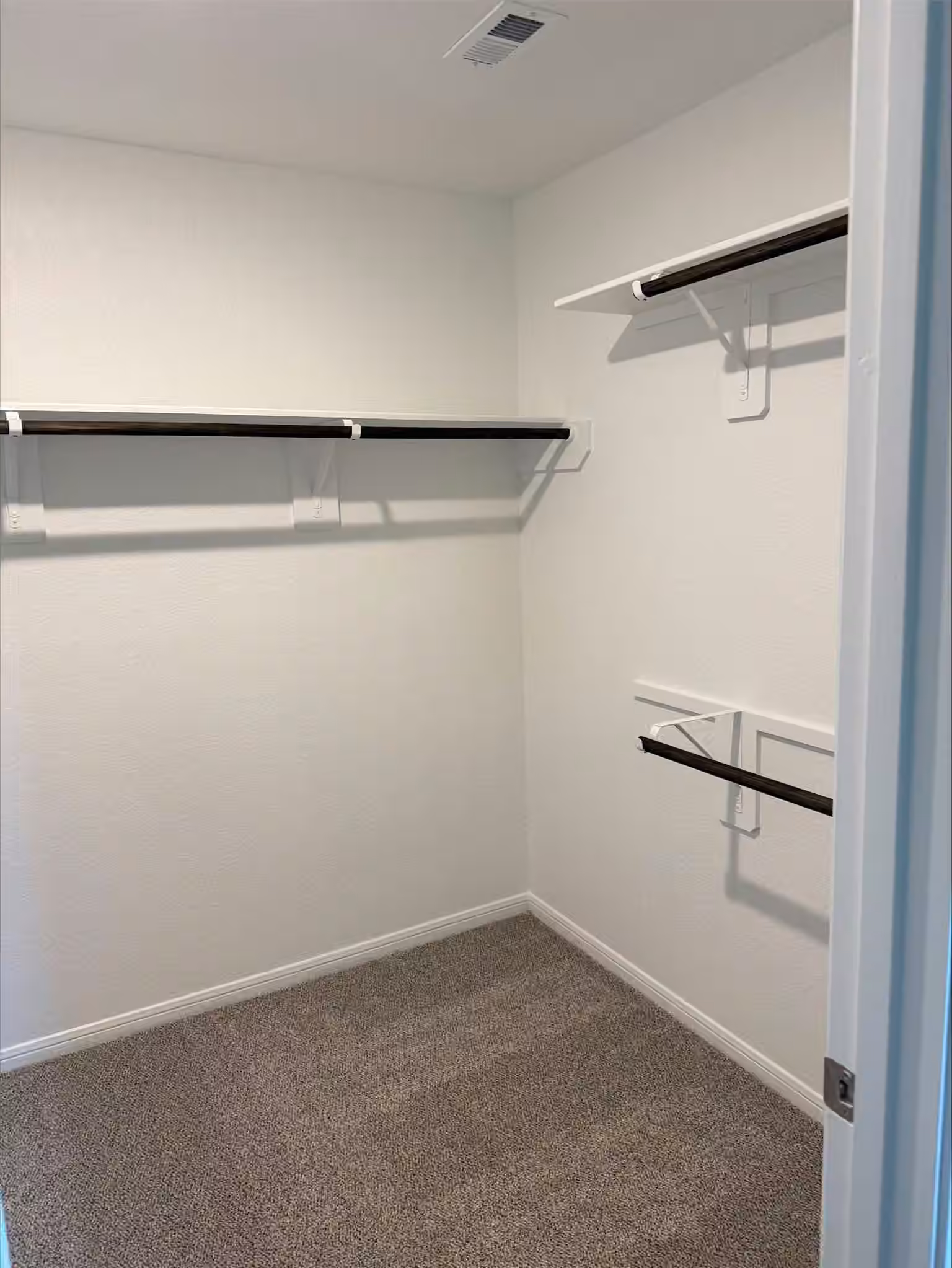 Photo 7 of 2352 Pipefish Drive, Conroe, TX
