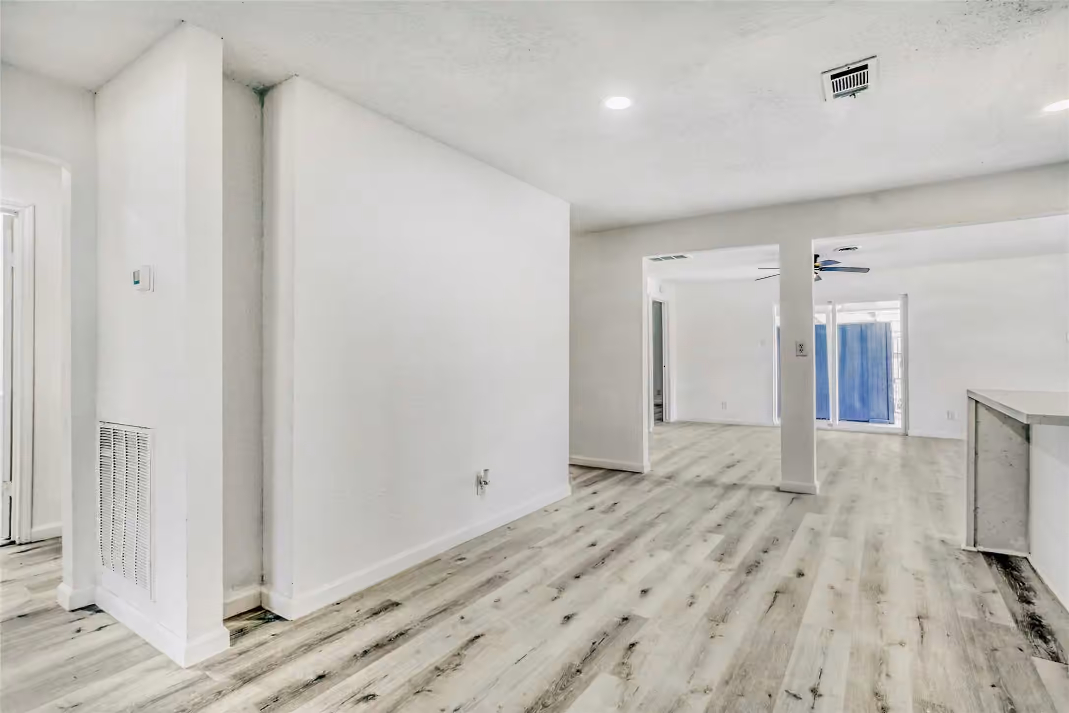 Photo 5 of 4843 Bricker Street, Houston, TX