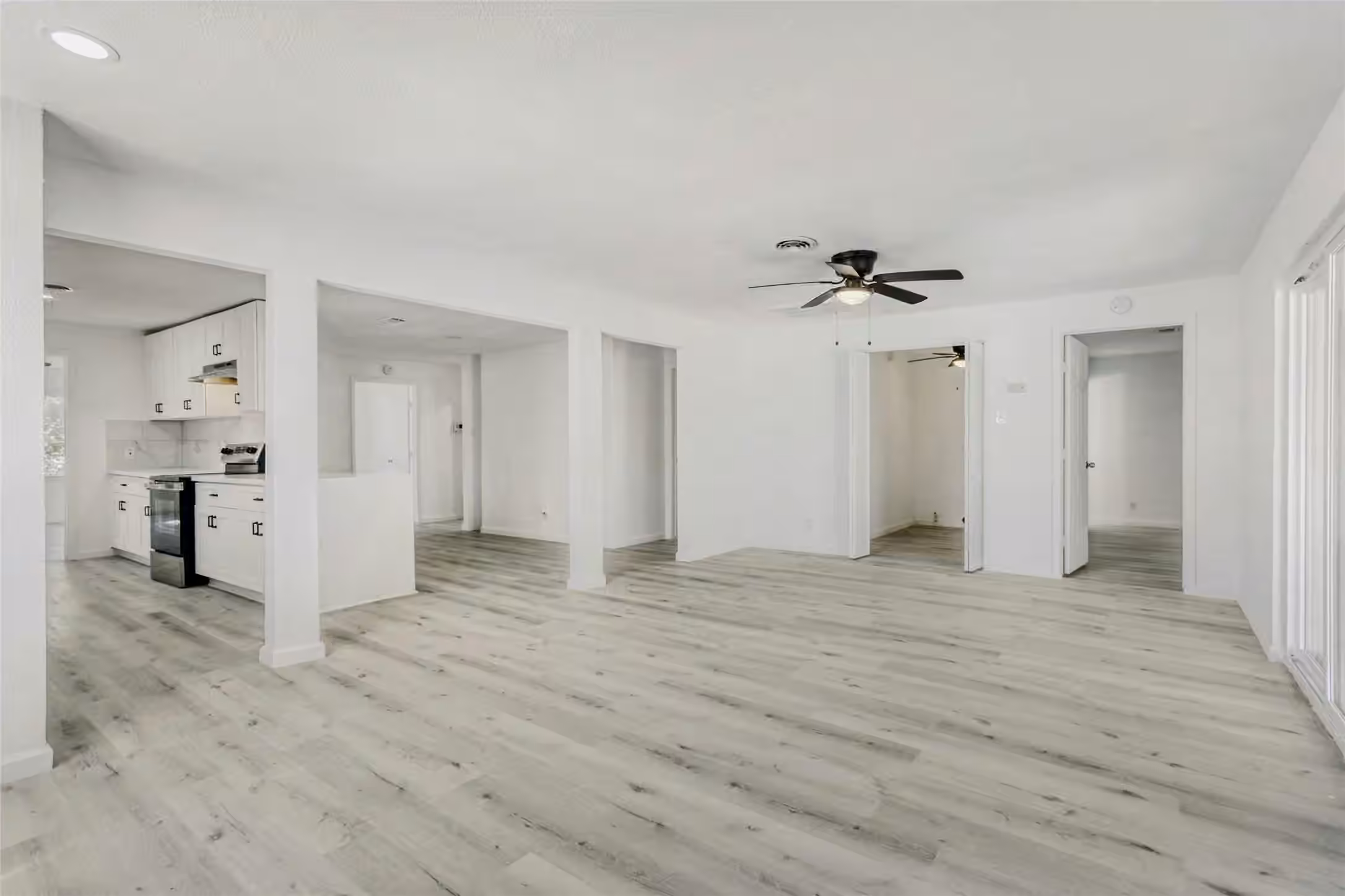 Photo 6 of 4843 Bricker Street, Houston, TX