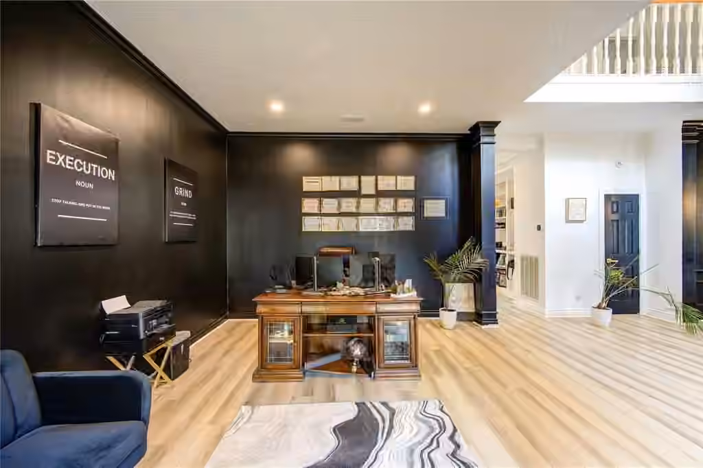Photo 4 of 16250 Morningbrook Drive, Spring, TX