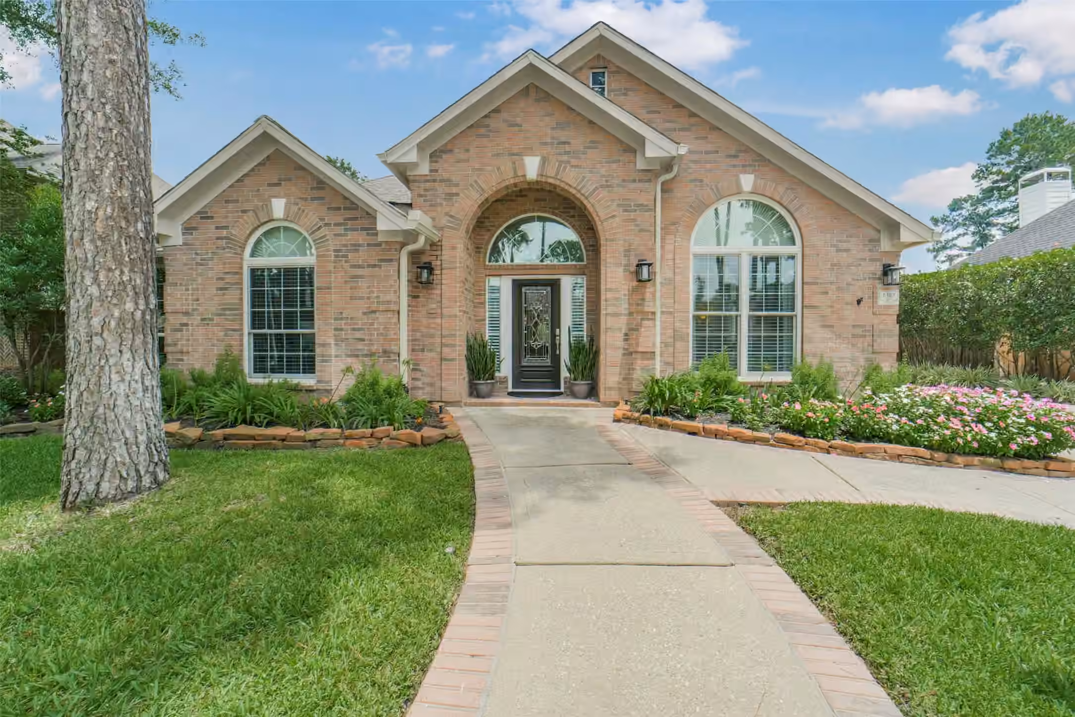 Photo 3 of 1310 Lambourne Circle, Spring, TX