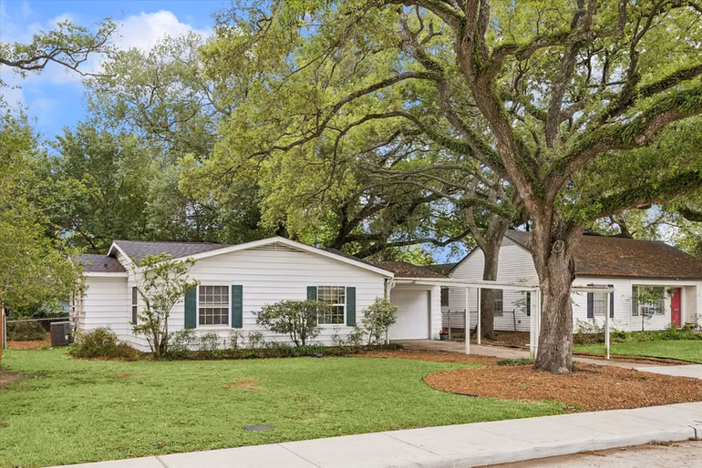 Photo 2 of 5539 Jessamine Street, Houston, TX