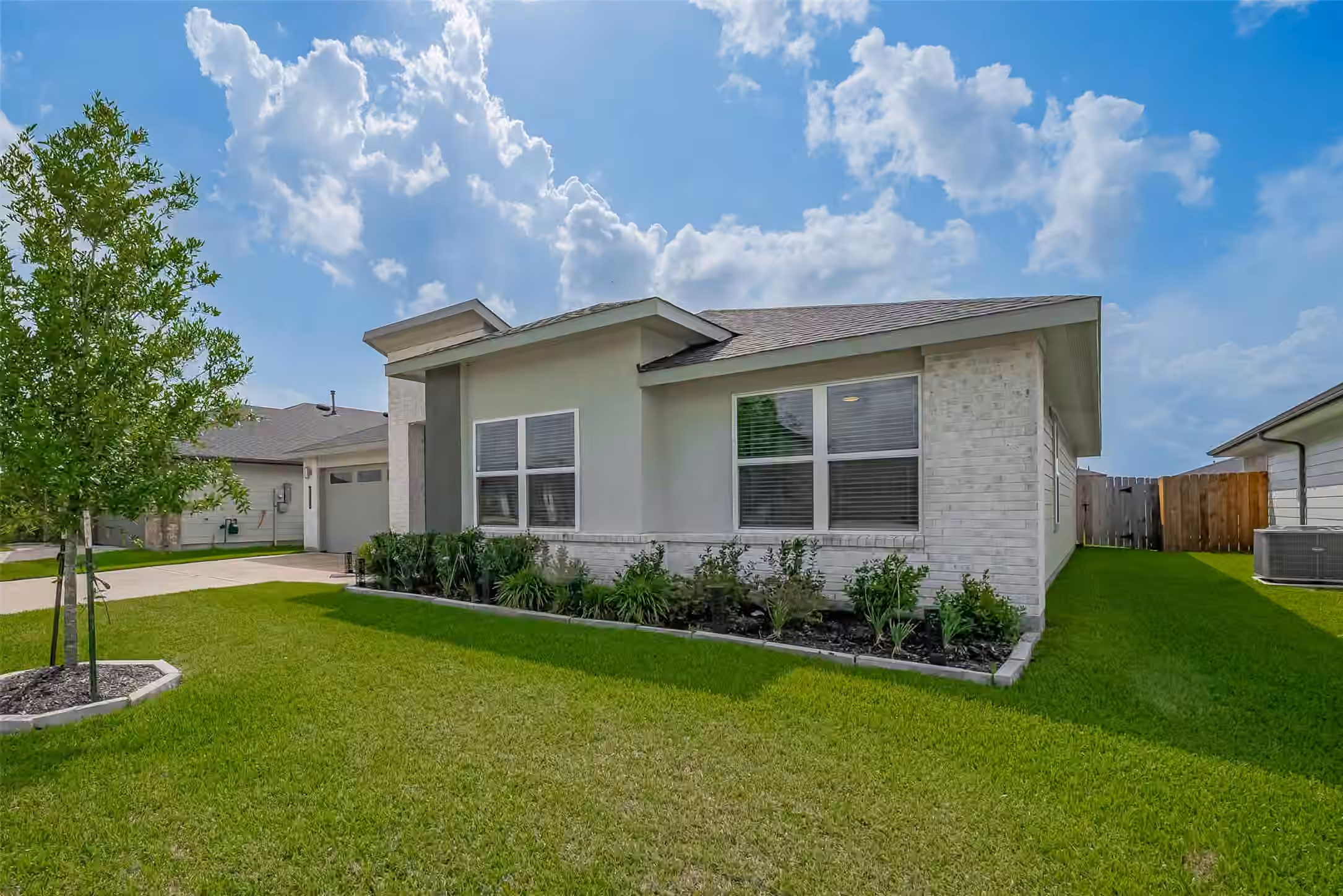 Photo 5 of 1710 Haven Point Drive, Richmond, TX
