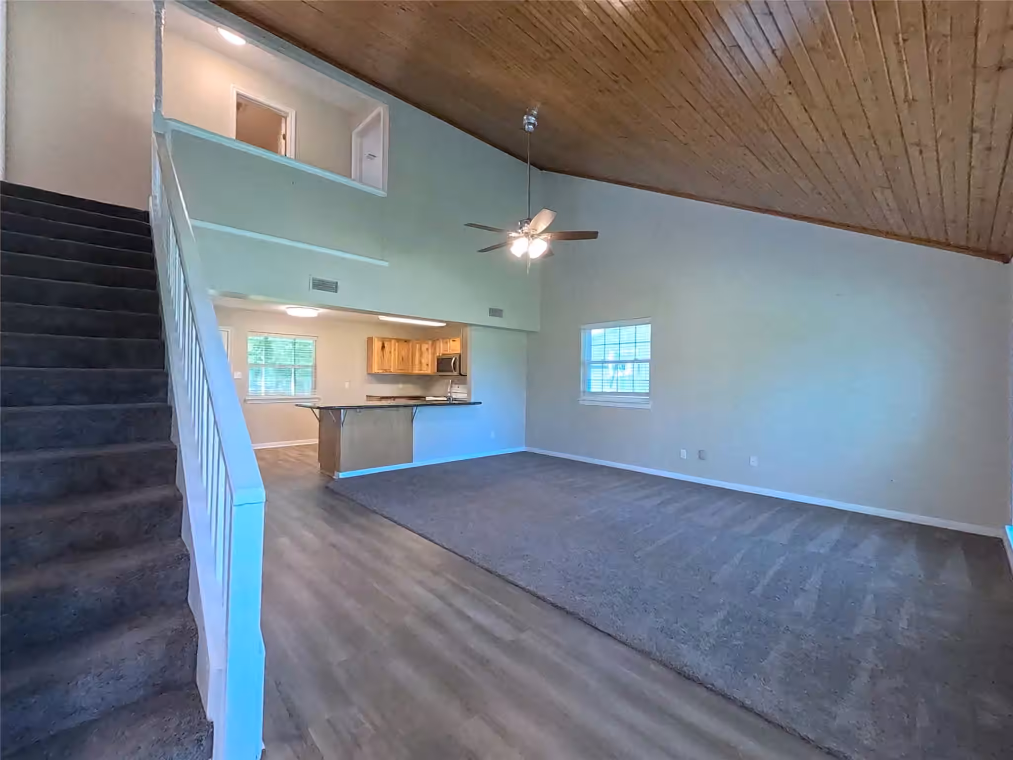 Photo 2 of 3067 County Road 580, West Columbia, TX