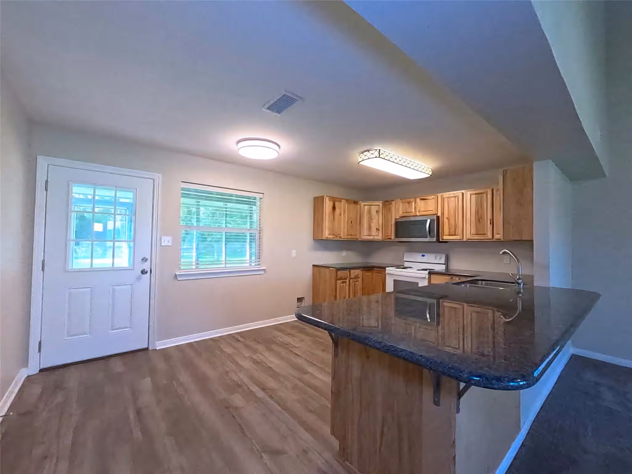 Photo 5 of 3067 County Road 580, West Columbia, TX