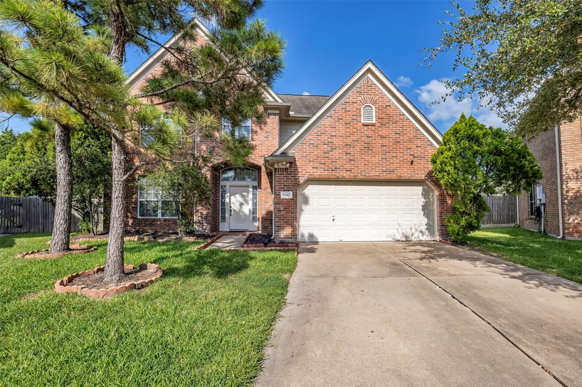 Photo of 9502 Bending Willow Lane, Houston, TX