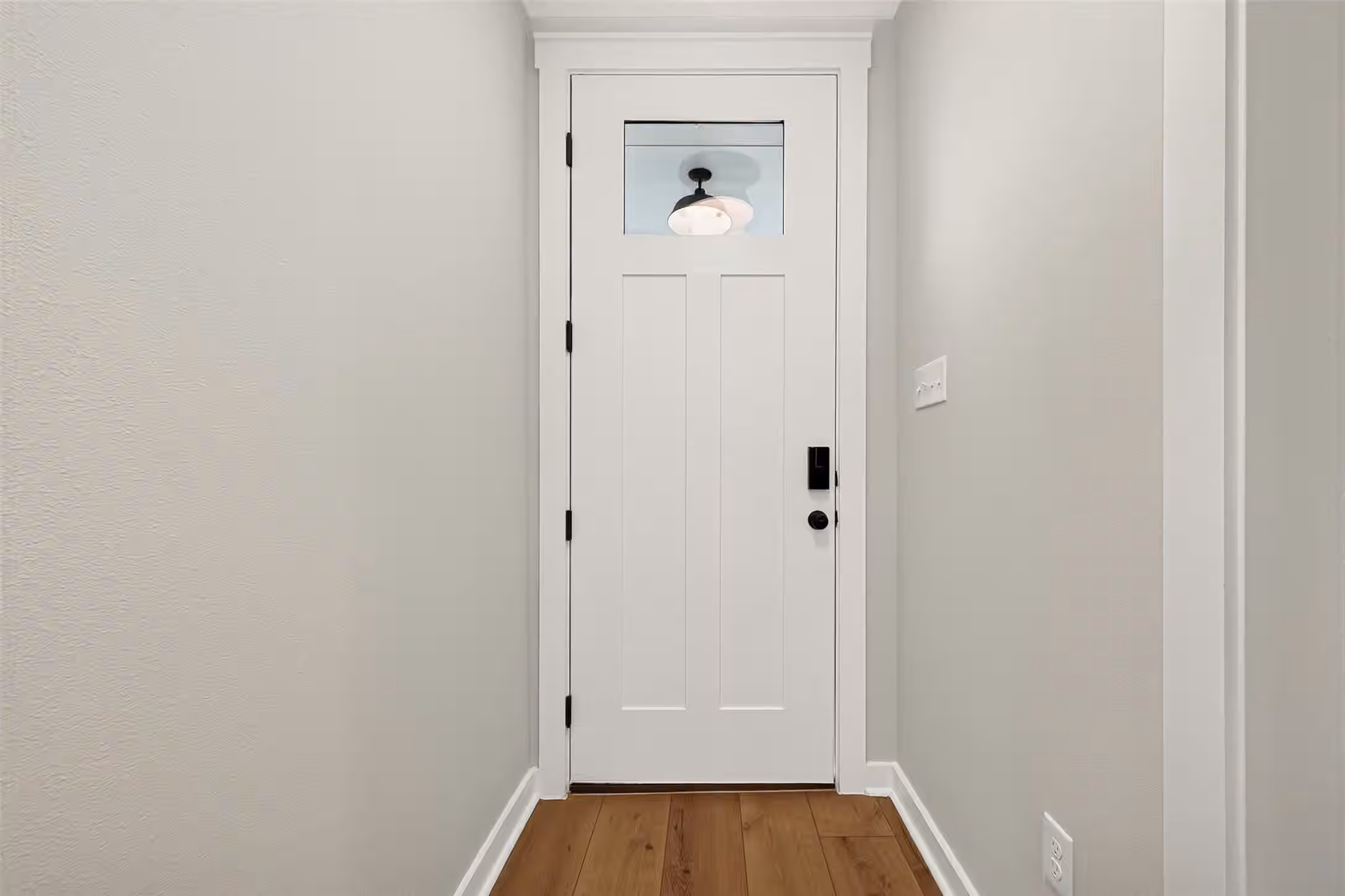Photo 5 of 11227 Moccasin Drive, Montgomery, TX