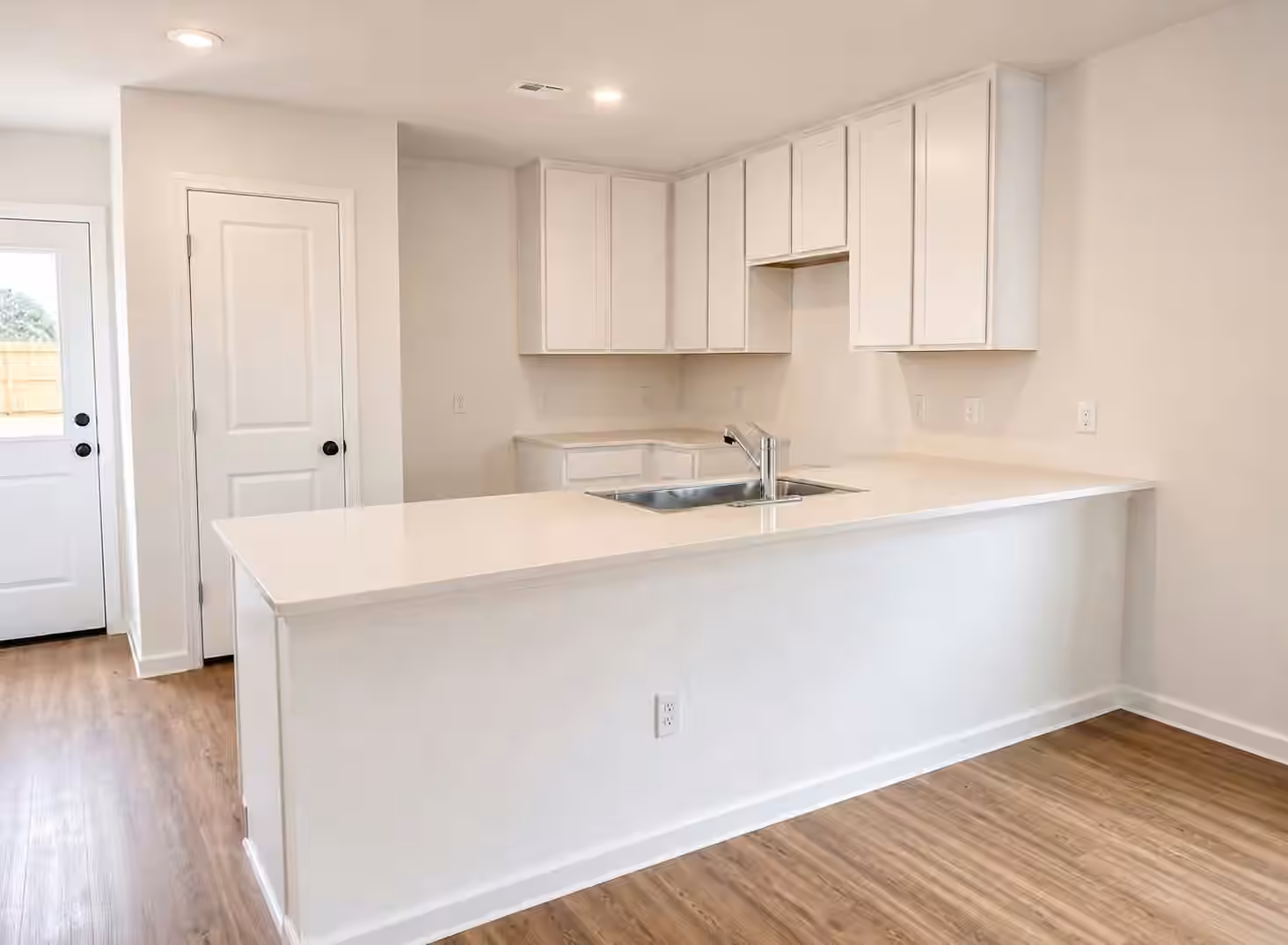 Photo 6 of 108 Stran Street, Wharton, TX