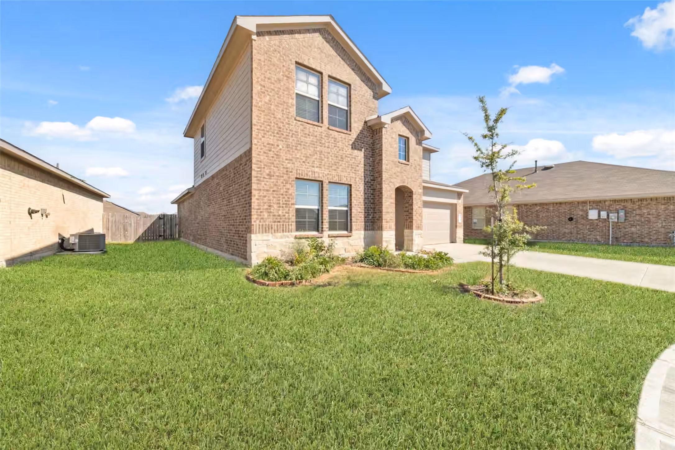 Photo 3 of 5210 Faded Violet Drive, Katy, TX