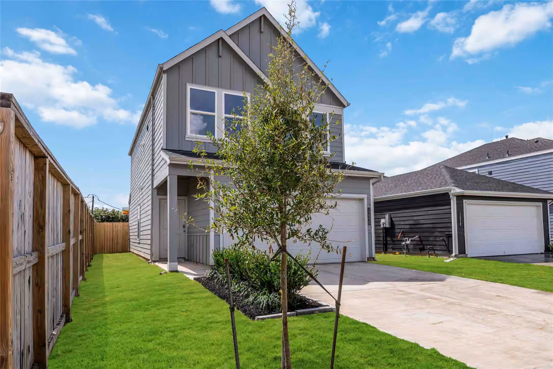 Photo 2 of 12930 Ami and Tami Place, Houston, TX