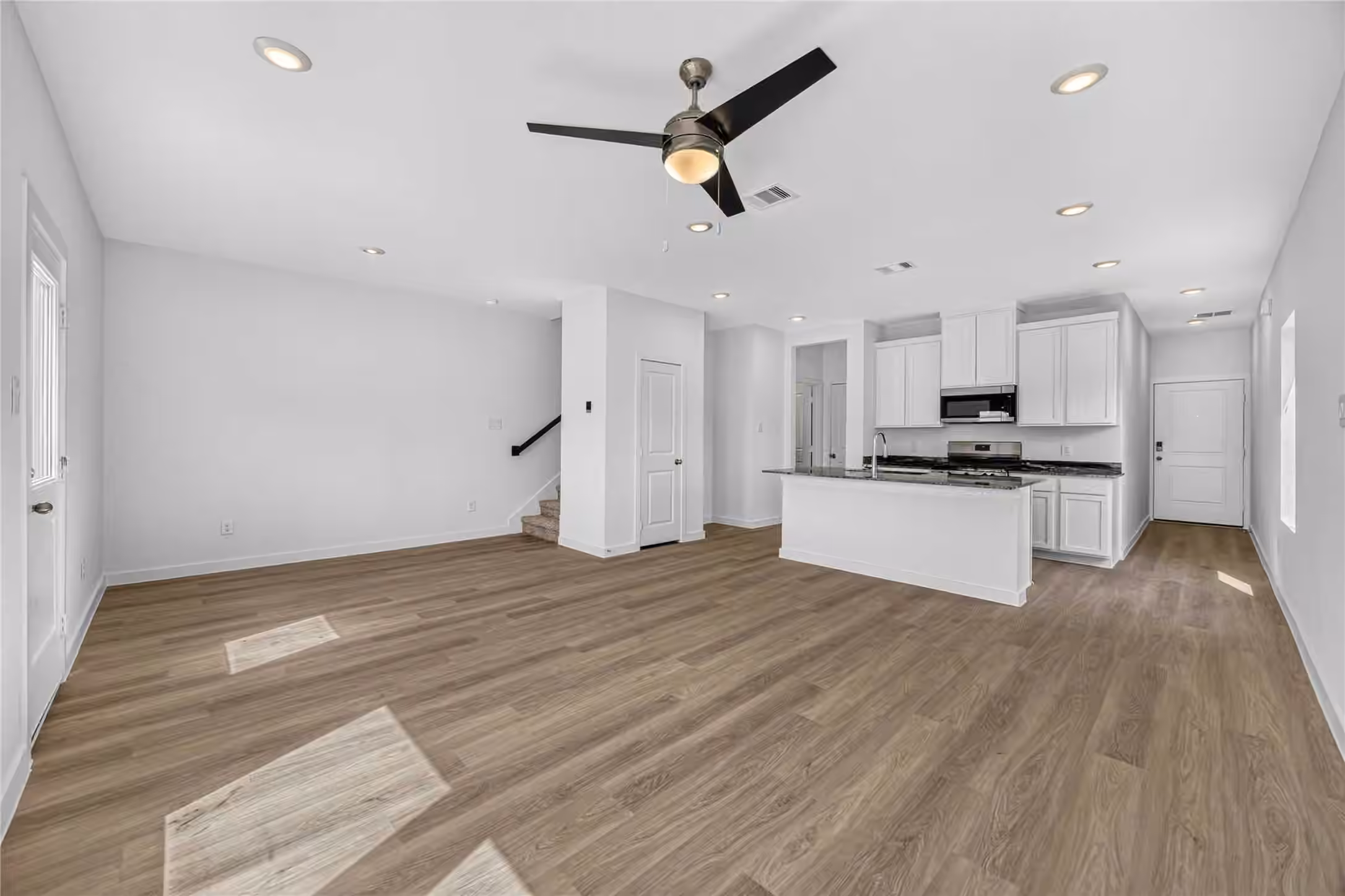 Photo 6 of 12930 Ami and Tami Place, Houston, TX